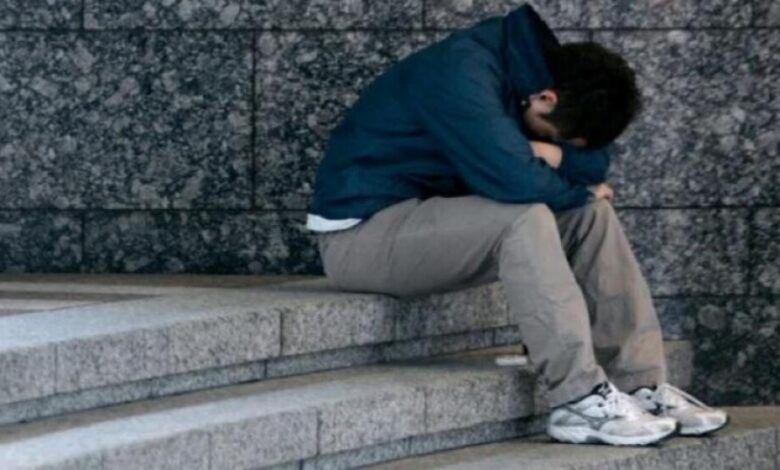جلوس المراهقين لفترات طويلة يزيد احتمالات إصابتهم بالاكتئاب