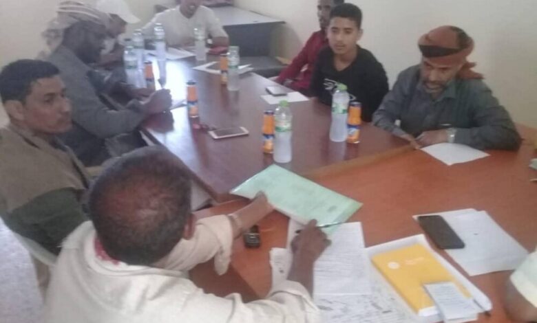 فريق حكومة شباب وأطفال اليمن محافظة "سقطرى" يدرس آلية الحفل الختامي للبرنامج السنوي الأول للمسابقات المدرسية