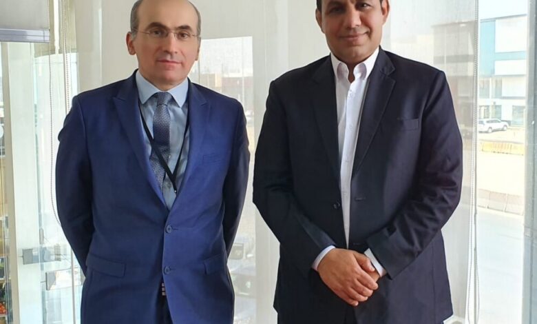 ممثل خارجية الانتقالي الشبحي يلتقي نائب السفير الفرنسي لدى اليمن
