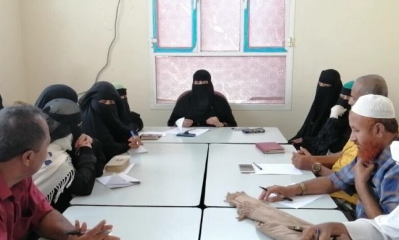 اتحاد نساء اليمن بأبين يعقد اجتماعا لمقدمي الخدمات في مشروع تعزيز سبل العيش والتمكين الاقتصادي