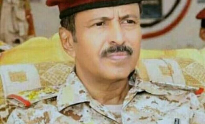 وصول جثمان قائد اللواء 315 مدرع العميد الركن احمد علي هادي إلى مسقط رأسه بالوضيع