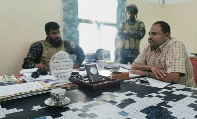 بن عفيف يؤكد استعداد قوات حماية المنشآت للمشاركة في حملة الرش الضبابي بعدن