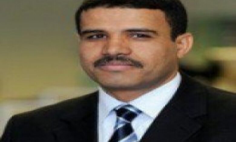 جميح: وزير صحة الحوثي كاهن ودجال