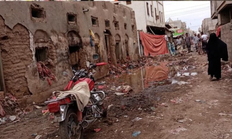أهالي وسط جعار يبعثون رسالة شكر على جهود  تنظيف موقع للقمامة بجوار منازلهم