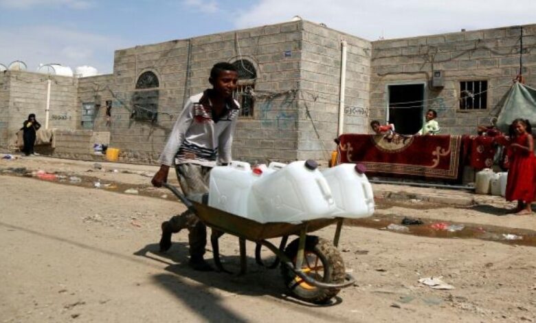 أسعار المياه في اليمن تقفز 110%... والكهرباء لمن استطاع