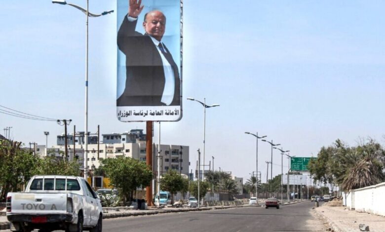 حكومة يمنية بالتناصف بين الشمال والجنوب بعد ضغوط سعودية