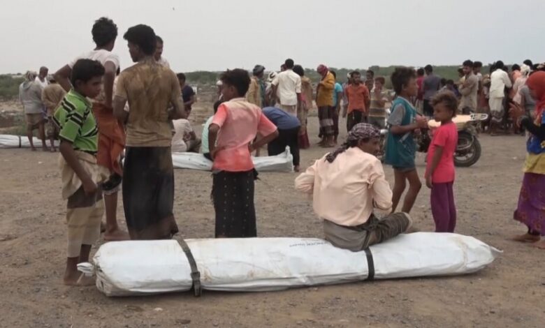 ”الهلال الإماراتي” يسير قافلة مساعدات غذائية وايوائية للنازحين المتضررين من السيول بالحديدة