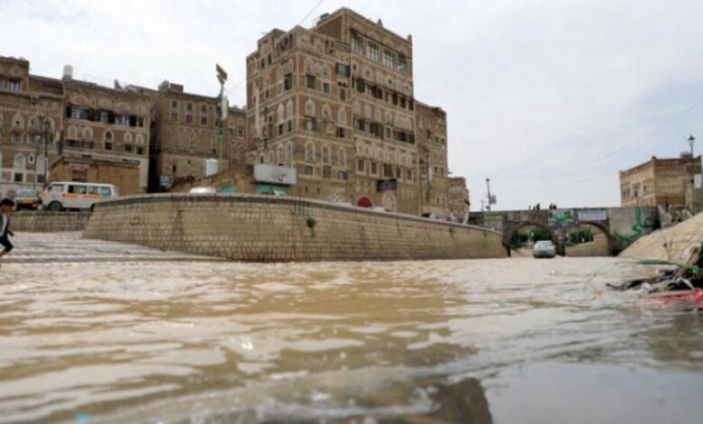إهمال الانقلابيين يهدد سدود صنعاء ومعالمها التاريخية