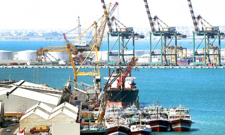 جدل يمني حول وجود شحنة «نترات الأمونيوم» في ميناء عدن
