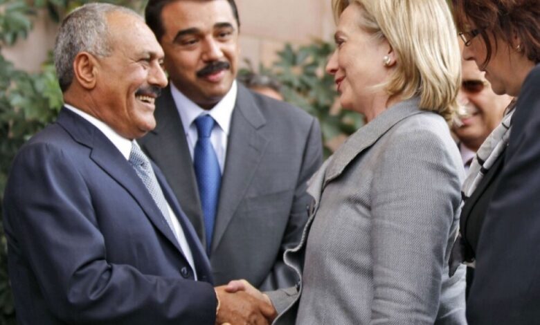 إيميلات (هيلاري) السرية تكشف ترتيبات صناعة الفوضى في اليمن