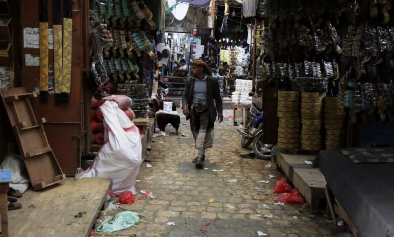 حملات مقاطعة نشطة للمنتجات الفرنسية في اليمن