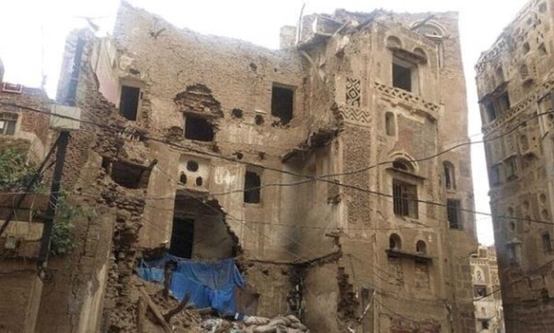مليشيا الحوثي تبدأ بهدم وإزالة 11 مبنى تاريخياً وأثرياً بصنعاء القديمة ...ونداءات محلية لإنقاذها
