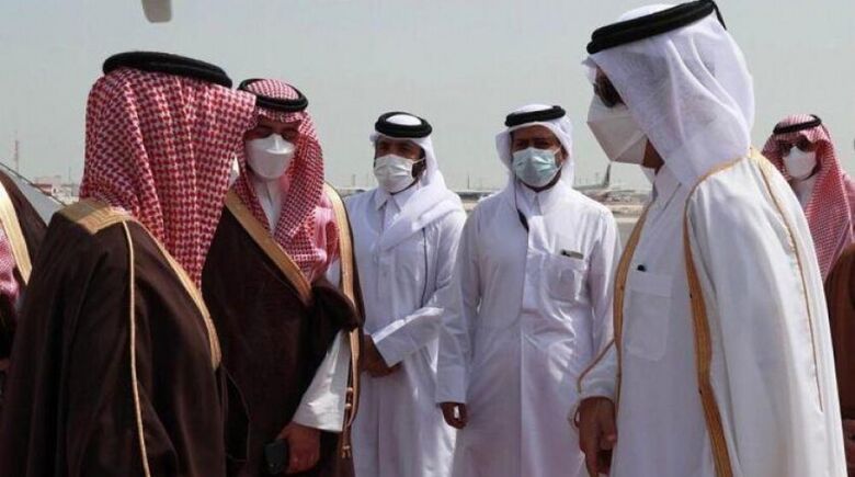 وزير الخارجية السعودي يصل إلى الدوحة في زيارة رسمية