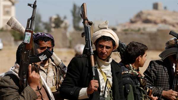 الحوثيون يقتحمون منزل مواطن بحجة