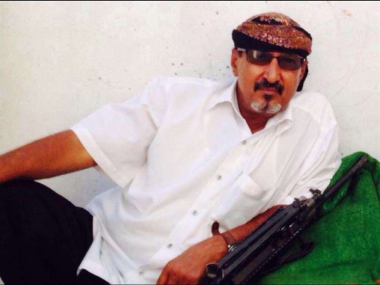 الرئيس علي ناصر محمد يطمئن على صحة الكاتب أحمد امزربة إثر تعرضه لوعكة صحية