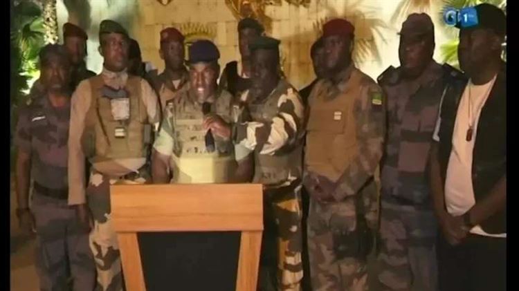 عسكريون في الغابون يعلنون الاستيلاء على السلطة بعد فوز الرئيس بولاية ثالثة