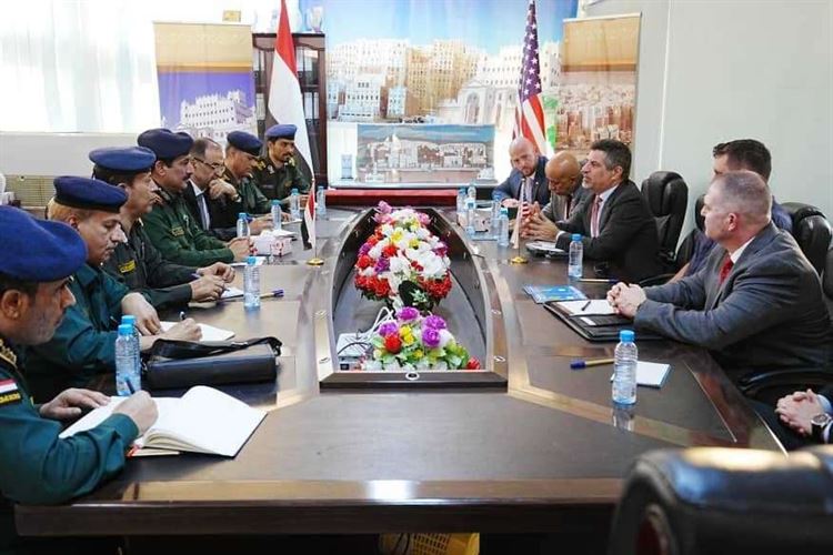 وزير الداخلية يناقش مع السفير الأمريكي التعاون في مكافحة الارهاب والجريمة المنظمة