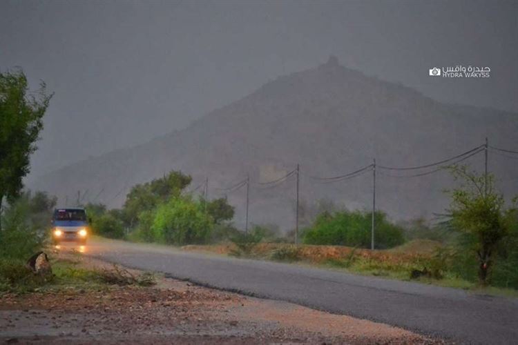 الأرصاد يتوقع هطول أمطار متفاوتة الشدة وأجواء حارة في 15 محافظة خلال الساعات القادمة