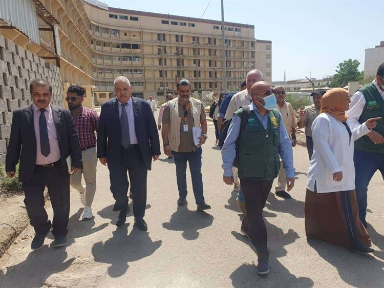 مدير الصحة بعدن ووفد مركز الملك سلمان يزوران مستشفى الصداقة ومركز الامل