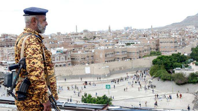 "الإقامة الجبرية".. سلاح الحوثيين في مواجهة خصوم الداخل