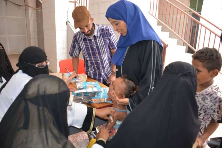 مدير صيرة بن جرادي يدشن حملة التحصين ضد الحصبة والحصبة الألمانية بالمديرية