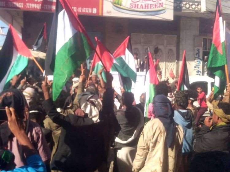 أبين .. مسيرات حاشدة تضامناً مع الشعب الفلسطيني