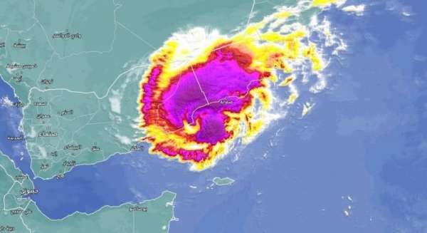 طقس العرب: تأثير إعصار "تيج" الشديد على المهرة خلال الساعات المُقبلة