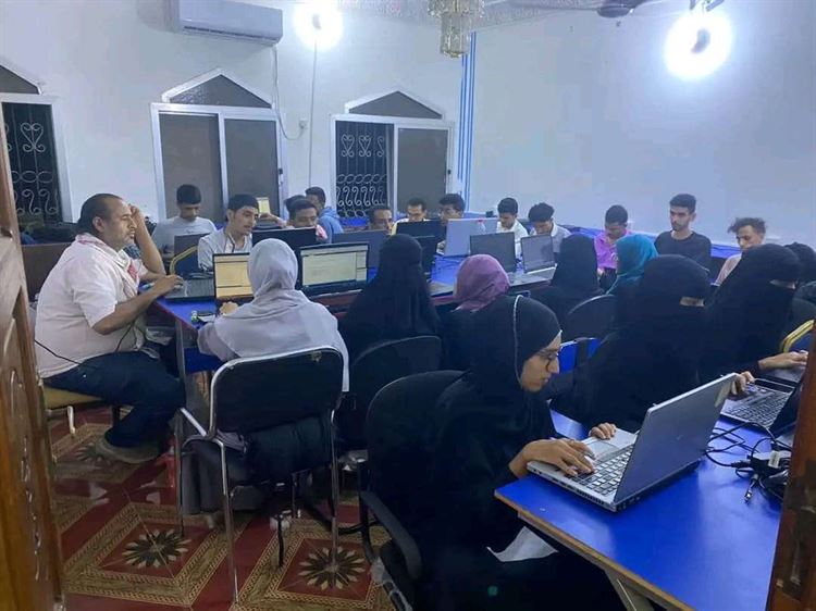 أكاديمية الجيل العربي تبدأ في انطلاق دبلوم برمجة وتصميم المواقع والتطبيقات الالكترونية
