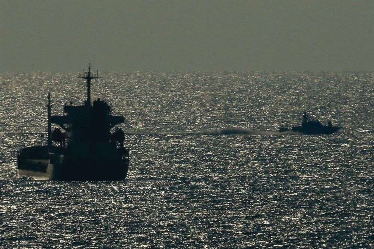 إسرائيل: السفينة  التي استهدفتها جماعة الحوثي تعرضت لضرر بالغ