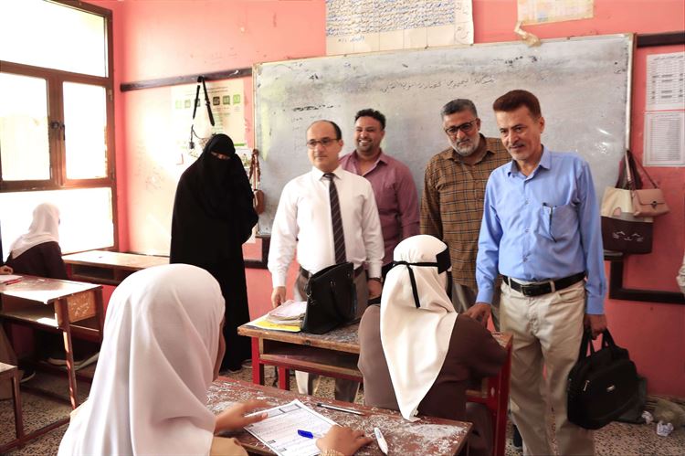 مدير عام دار سعد يدشن بدء امتحانات الفصل الدراسي الأول