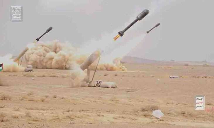 الحوثيون يعلنون إطلاق دفعة من الصواريخ الباليستية على إسرائيل