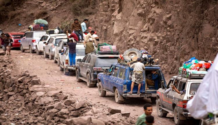 تخفيفًا لمعاناة اليمنيين.. ما الذي يُمكن فعله لإعادة فتح الطرق؟

