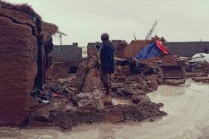 بعد تضرر 3500 أسرة نازحة.. الحكومة تعلن مديريات حجة مناطق "منكوبة"
