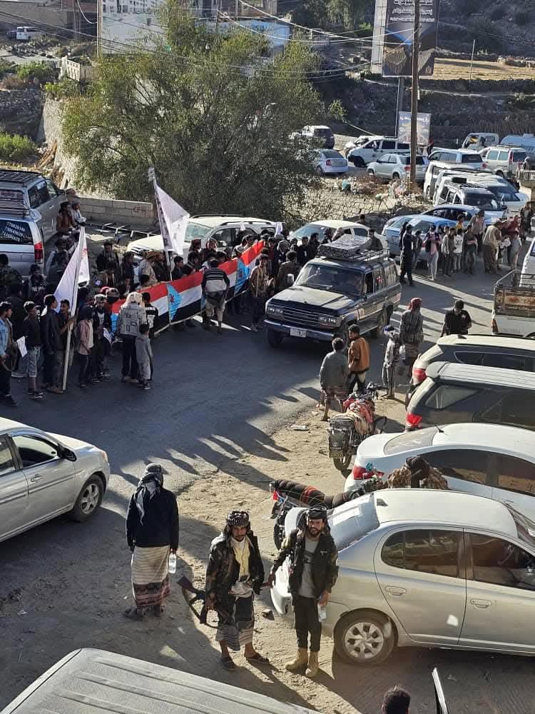 بعد اربعة اعوام من الاعتقال وإنهاء قضيتهم بالصلح القبلي ...استقبال شعبي كبير لأفراد المقاومة الجنوبية في مديرية المفلحي