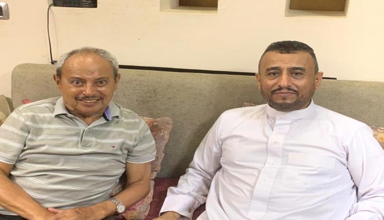 لقاء يجمع بين عبدالناصر العوذلي والدكتور الغفاري بمصر