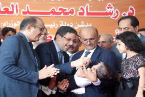 رئيس الوزراء يدشن الجولة الثانية من حملة التحصين الاحترازية ضد شلل الأطفال
