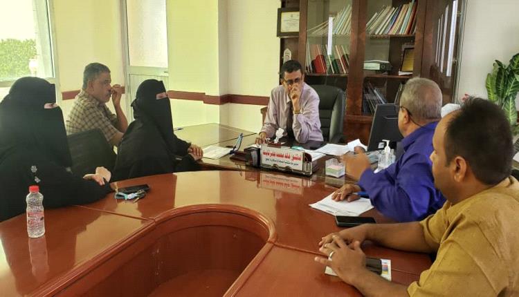 مدير عام مكتب الصحة بلحج يلتقي بمؤسسة مودة ويناقش تدخلاتها في المحافظة