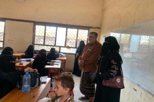 استعدادات لفتح فصول للتعليم الثانوي لمحو الأمية بمديرية دارسعد في عدن