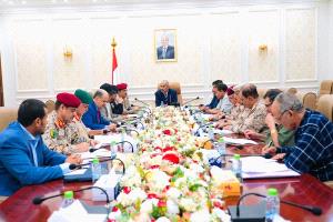 عضو مجلس القيادة الرئاسي اللواء الزُبيدي يترأس اجتماعاً للجنة الأمنية العليا
