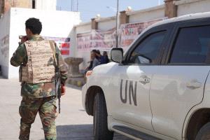 هل تخلت الأمم المتحدة عن موظفيها المختطفين في اليمن؟!