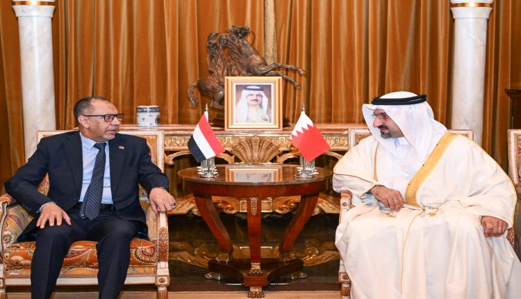 وزير الصناعة يبحث مع نظيره البحريني تعزيز وتطوير العلاقات التجارية