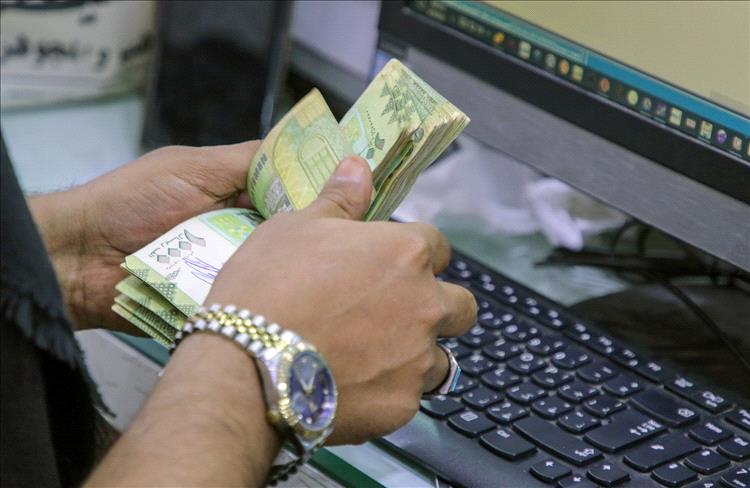 أسعار صرف الدولار والريال السعودي في صنعاء وعدن.. الخميس