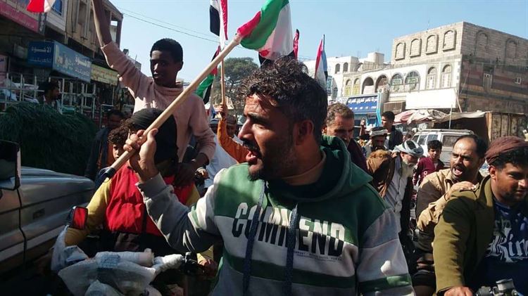 الضالع .. الحراك الثوري يعيد هيكلته وينظم مسيرة جماهيرية تضامناً مع غزة