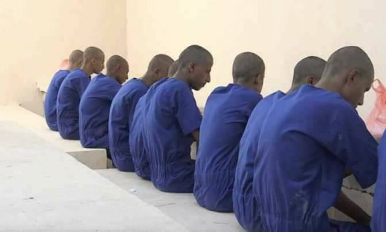 عاجل : الكشف عن عدد من السجناء المخفيين بعدن ونقلهم إلى سجن بير احمد