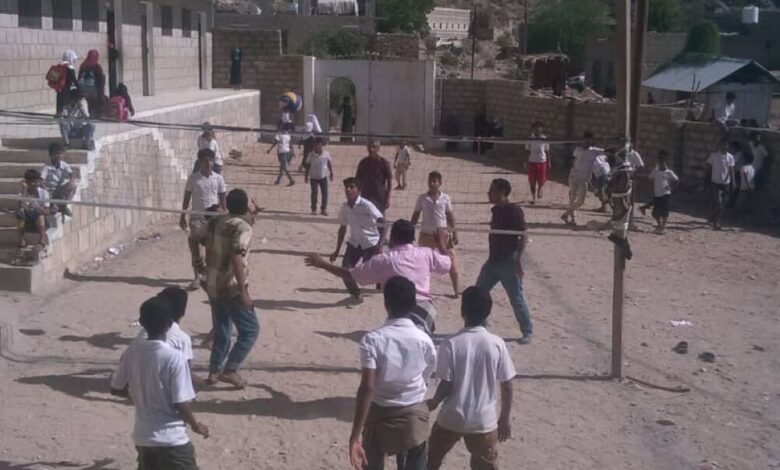 انطلاق دوري كرة الطائرة لمدرسة الصرة بمودية