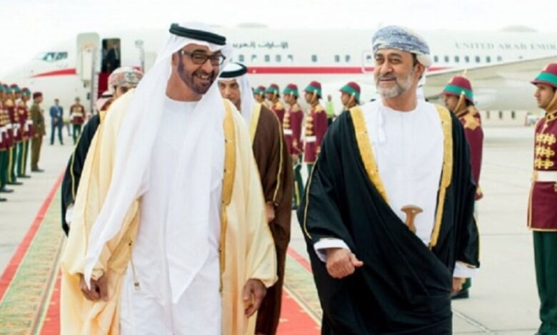 “سلطنة عمان” تقر بوجود خلافات مع الإمارات حول الحرب في اليمن