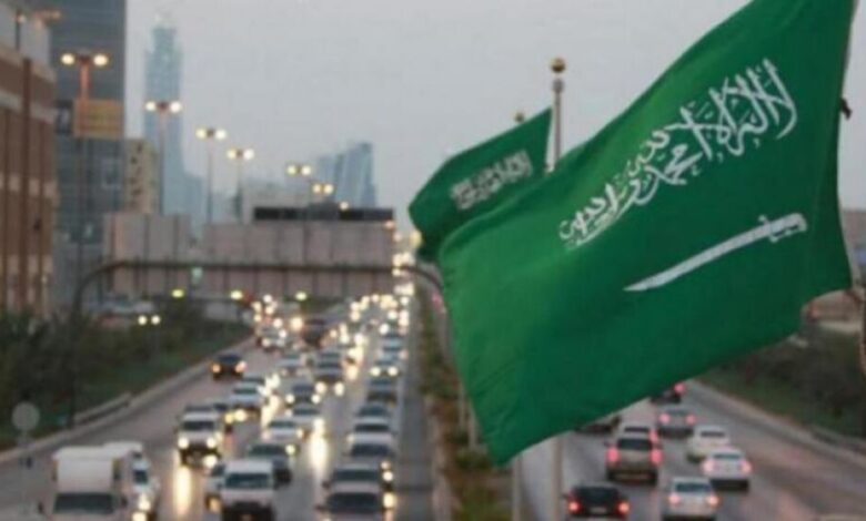 السعودية تنقل مواطناً إيرانياً إلى عُمان بعد تقديم الرعاية الطبية بمستشفياتها