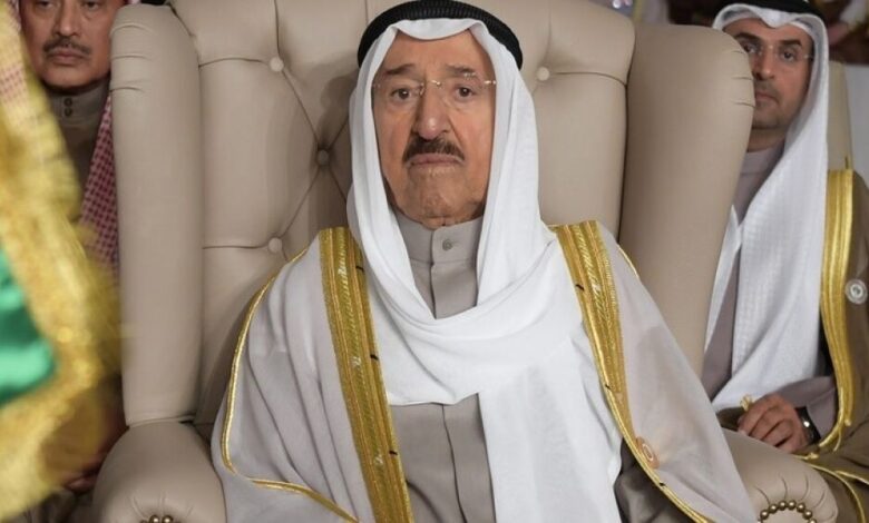 أمير الكويت يتعافى من عارض صحي ألم به
