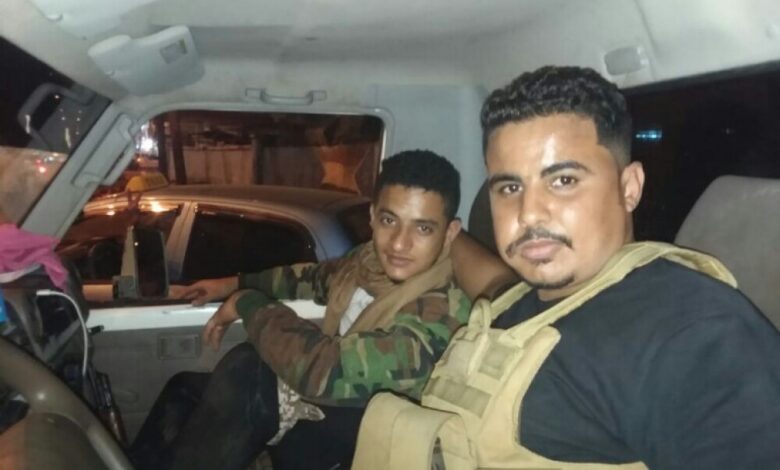 قيادة القطاع الثامن حزام أمني تتفقد النقاط الأمنية بمديرية الشيخ عثمان