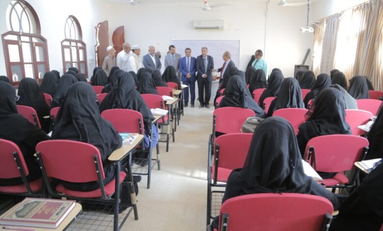 باسلامة يطلع على سير العملية التعليمية بجامعتي الأحقاف والعلوم الإسلامية في سيئون
